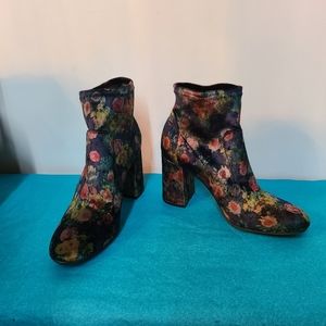 Dolce Vita Velveteen Booties